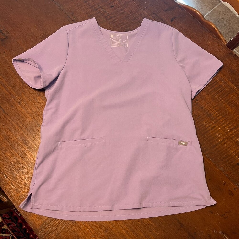FIGS Lavender Dew Casma Scrub Top (L)